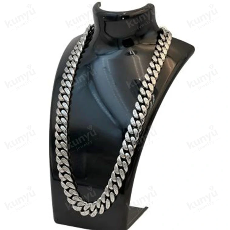 Naszyjnik w stylu hip-hopowym Naszyjnik w stylu hip-hopowym